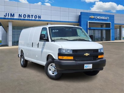 New 2025 Chevrolet Express 3500 Extended w/ Driver Convenience Package