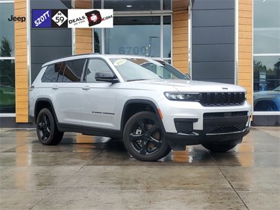 Used 2023 Jeep Grand Cherokee L Laredo