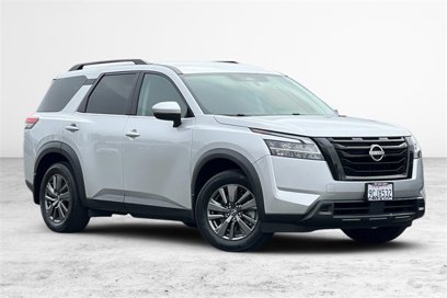 Used 2022 Nissan Pathfinder SV