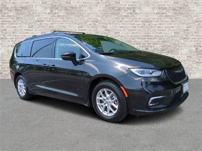 Used 2022 Chrysler Pacifica Touring-L