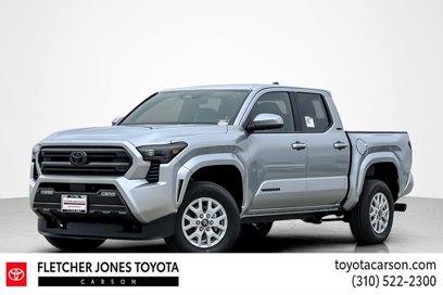 New 2025 Toyota Tacoma SR5