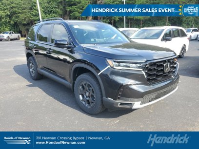 New 2025 Honda Pilot TrailSport