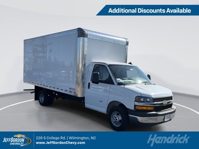 New 2024 Chevrolet Express 3500 w/ Power Convenience Package