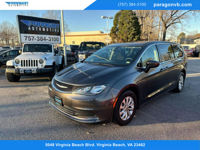 Used 2017 Chrysler Pacifica Touring w/ Tire & Wheel Group