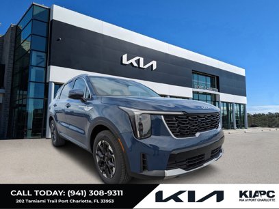 New 2025 Kia Sorento S