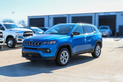 New 2025 Jeep Compass Sport w/ Mopar Graphics Package