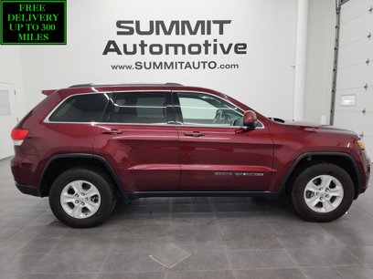 Used 2017 Jeep Grand Cherokee Laredo w/ Quick Order Package 23E