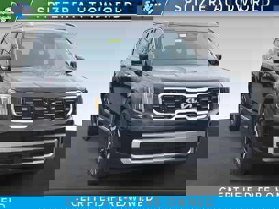 Used 2023 Kia Telluride S