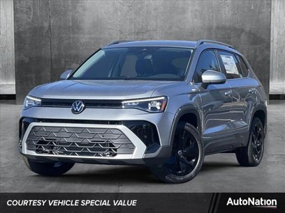 New 2025 Volkswagen Taos SE