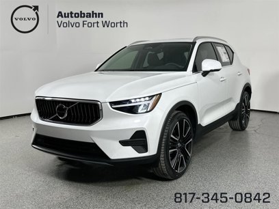New 2024 Volvo XC40 B5 Core