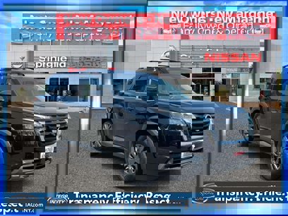 Certified 2024 Nissan Pathfinder SV w/ SV Premium Package