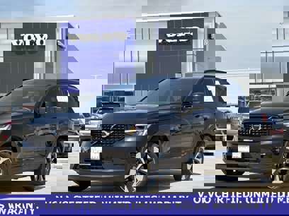 Certified 2025 Volvo XC40 B5 Plus