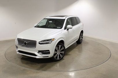 New 2025 Volvo XC90 T8 Ultra w/ Protection Package Premier