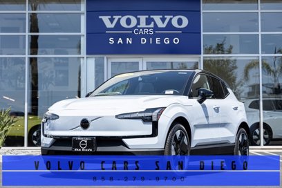 New 2025 Volvo EX30 Plus