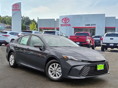 New 2025 Toyota Camry LE
