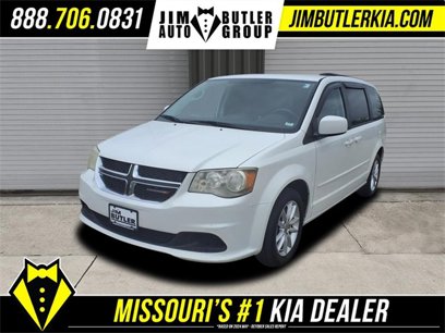 Used 2013 Dodge Grand Caravan SXT w/ Rear Park Assist Pkg