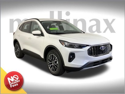 New 2025 Ford Escape SE w/ PHEV Premium Package