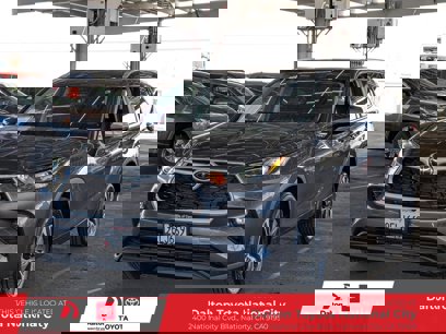 Certified 2023 Toyota Highlander XLE