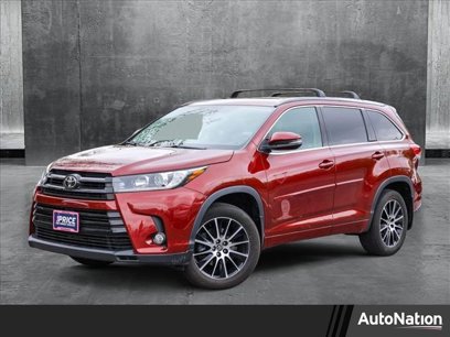 Used 2018 Toyota Highlander SE