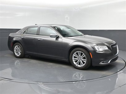 Used 2017 Chrysler 300 C