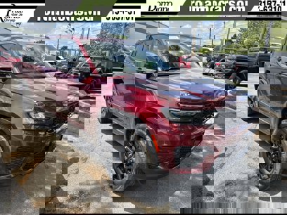 New 2025 Jeep Grand Cherokee Altitude