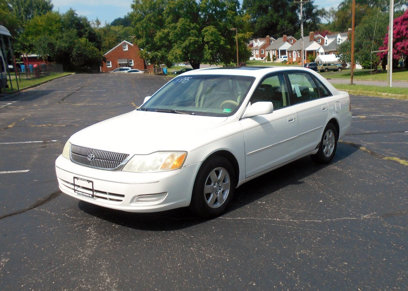 Used 2002 Toyota Avalon XL