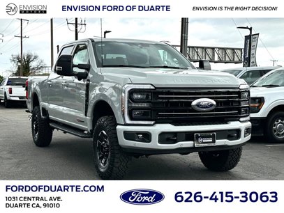 New 2025 Ford F350 Platinum w/ Tremor Off-Road Package