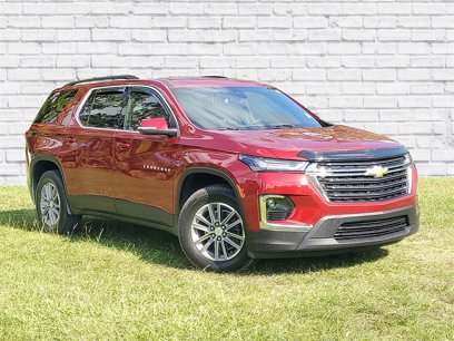 Used 2023 Chevrolet Traverse LT w/ LPO, Floor Liner Package