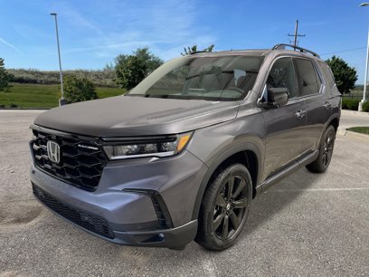 New 2025 Honda Pilot Black Edition