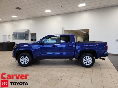 New 2025 Toyota Tacoma SR5