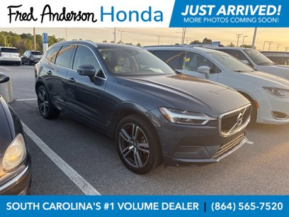 Used 2018 Volvo XC60 T5 Momentum w/ Convenience Package