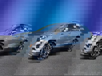 New 2024 Cadillac XT5 Premium Luxury