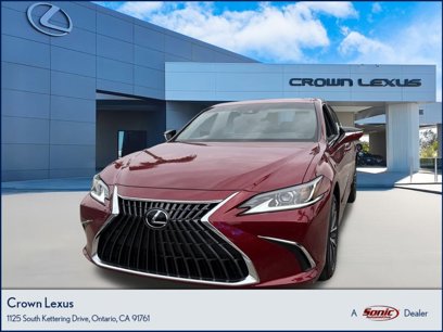 New 2025 Lexus ES 350 w/ Premium Package