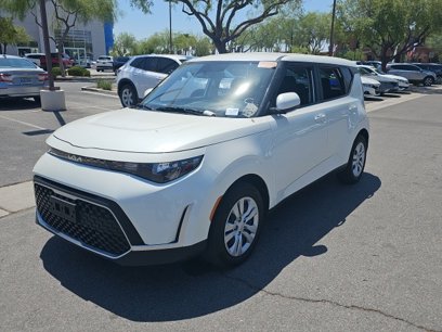Used 2023 Kia Soul LX