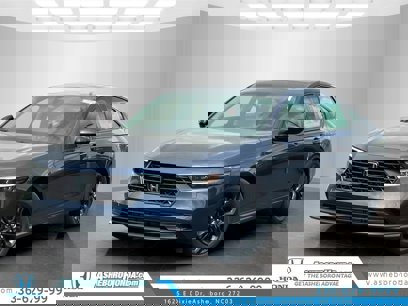 New 2025 Honda Accord SE