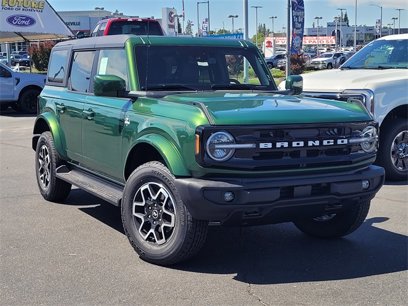New 2025 Ford Bronco Outer Banks