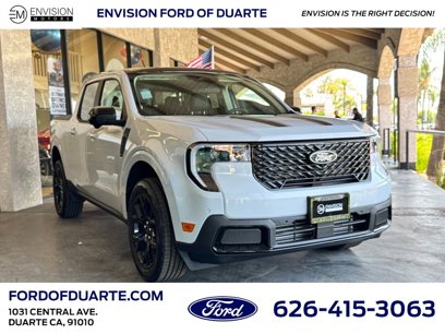New 2025 Ford Maverick Lariat w/ Black Appearance Package