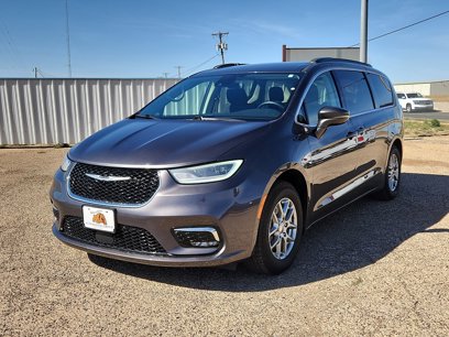 Used 2021 Chrysler Pacifica Touring