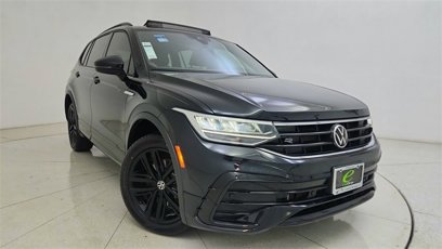 Used 2022 Volkswagen Tiguan SE R-Line