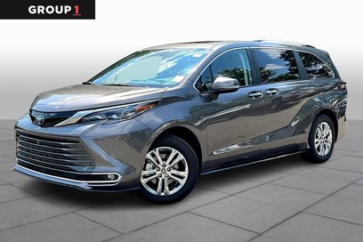 Used 2024 Toyota Sienna Platinum