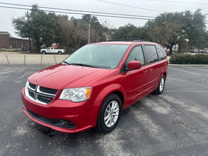 Used 2014 Dodge Grand Caravan SXT w/ Rear Park Assist Package