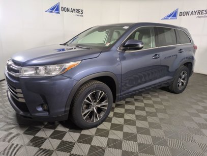 Used 2017 Toyota Highlander LE