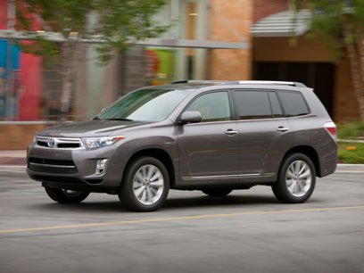 Used 2011 Toyota Highlander 2WD