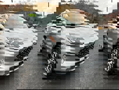 Used 2022 Ford Escape Titanium w/ Class II Trailer Tow Package