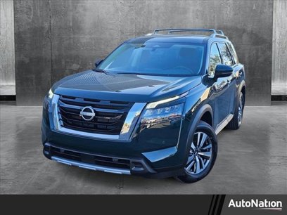 New 2025 Nissan Pathfinder SL