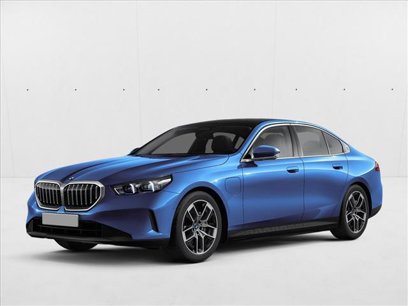New 2025 BMW 550e xDrive w/ Premium Package
