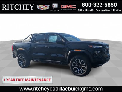 New 2025 GMC Canyon AT4 w/ Nightfall Edition