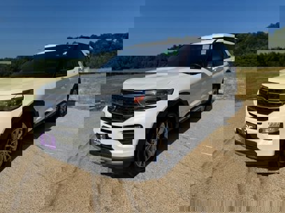Used 2020 Ford Explorer XLT w/ Equipment Group 202A