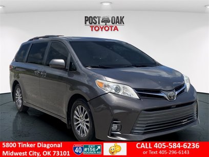 Used 2018 Toyota Sienna XLE