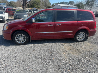 Used 2014 Chrysler Town & Country Limited w/ Trailer Tow Group